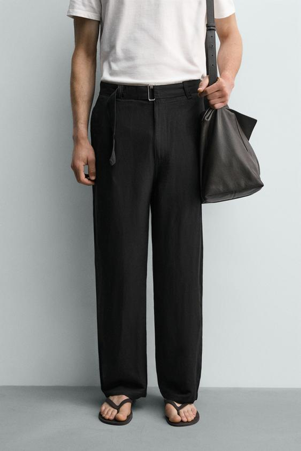ZARA БРЮКИ RELAXED FIT ИЗ ВИСКОЗЫ И ЛЬНА С РЕМНЕМ, ЧЕРНЫЙ