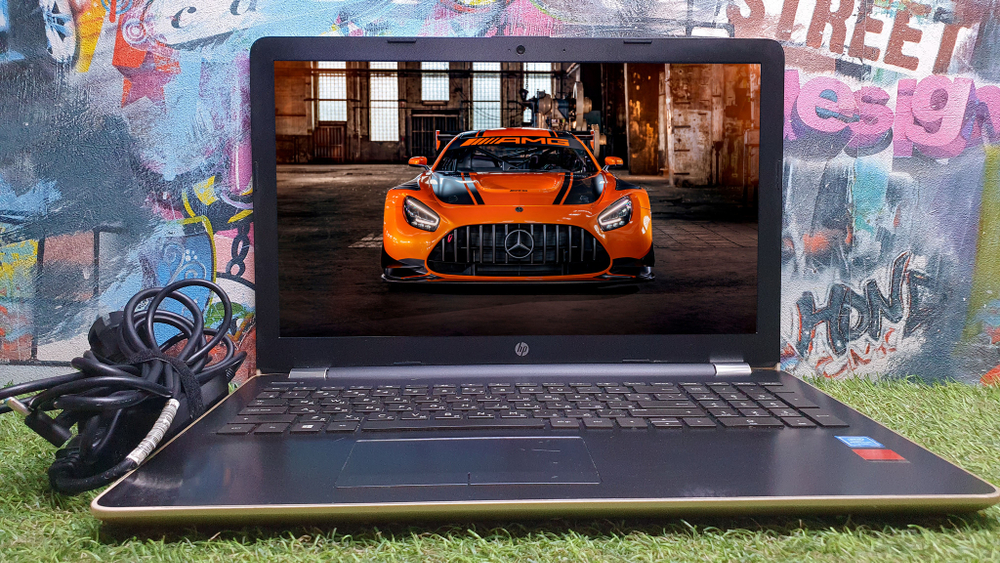 Ноутбук HP Pentium/4Gb/Radeon 520 2Gb