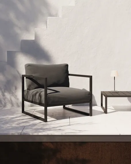 Уличное кресло Comova темно-серое с черным каркасом