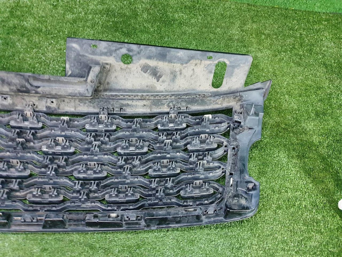 Решетка радиатора Range Rover Vogue 4 L405 (17-22)