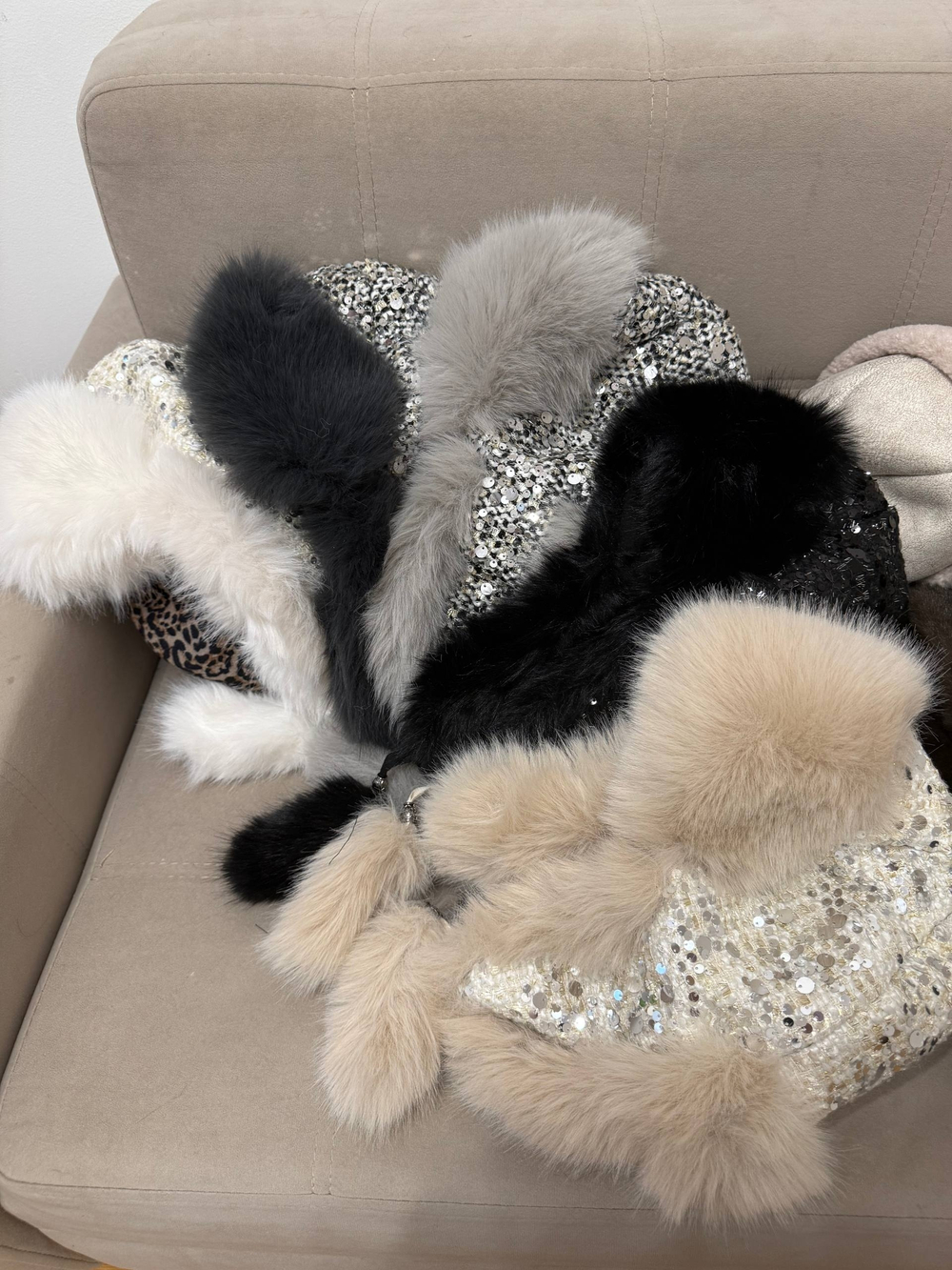 Шапка - ушанка с пайетками