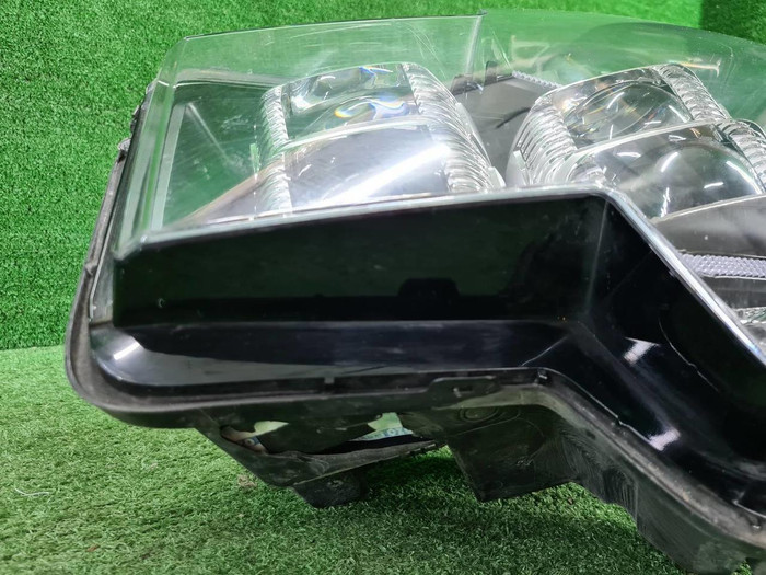 Битая Фара левая GAC GS8 (2016-2023) LED