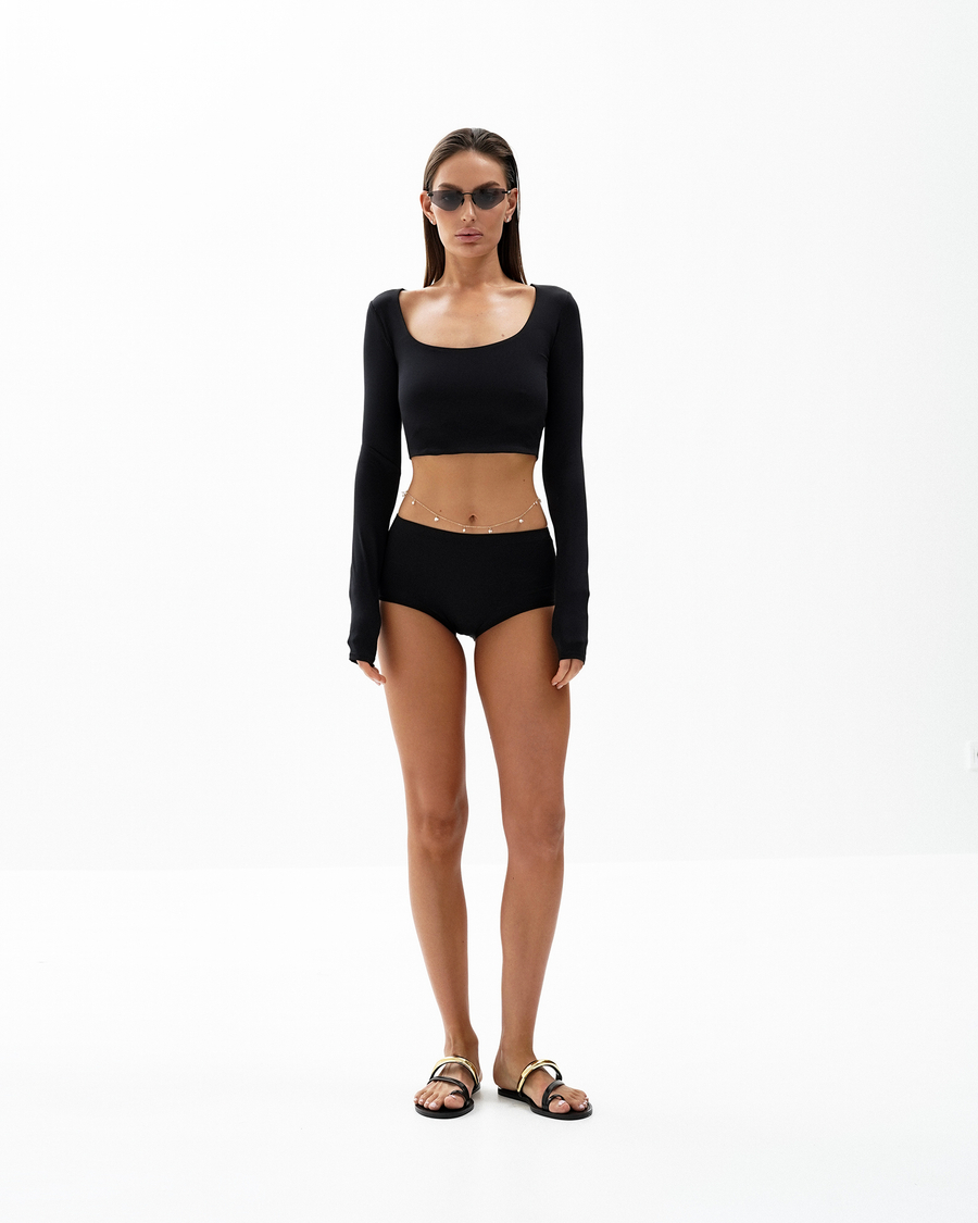 №031 Топ (черный) с глубоким вырезом