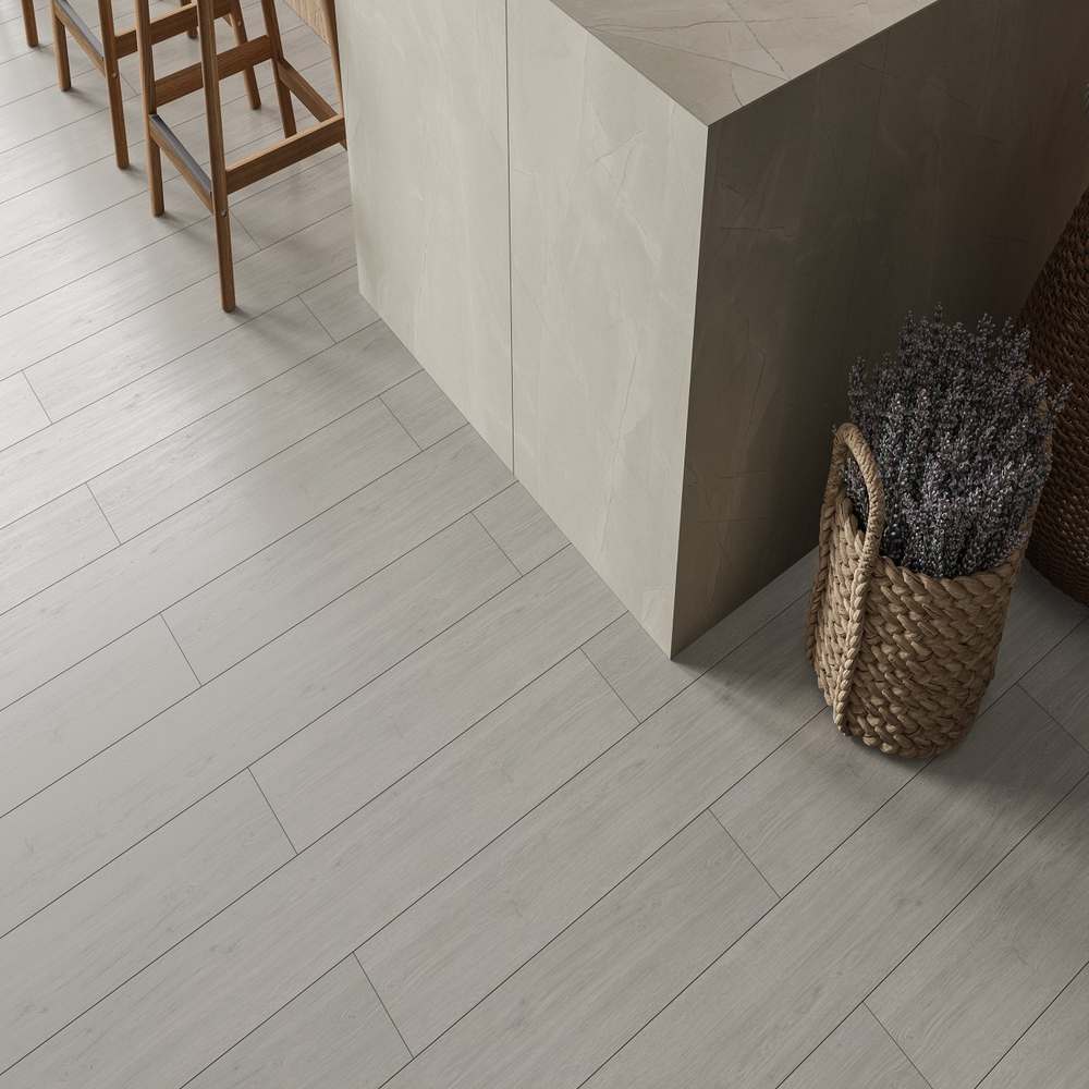 Ламинат EverSense Дуб Виктория белый EL1049