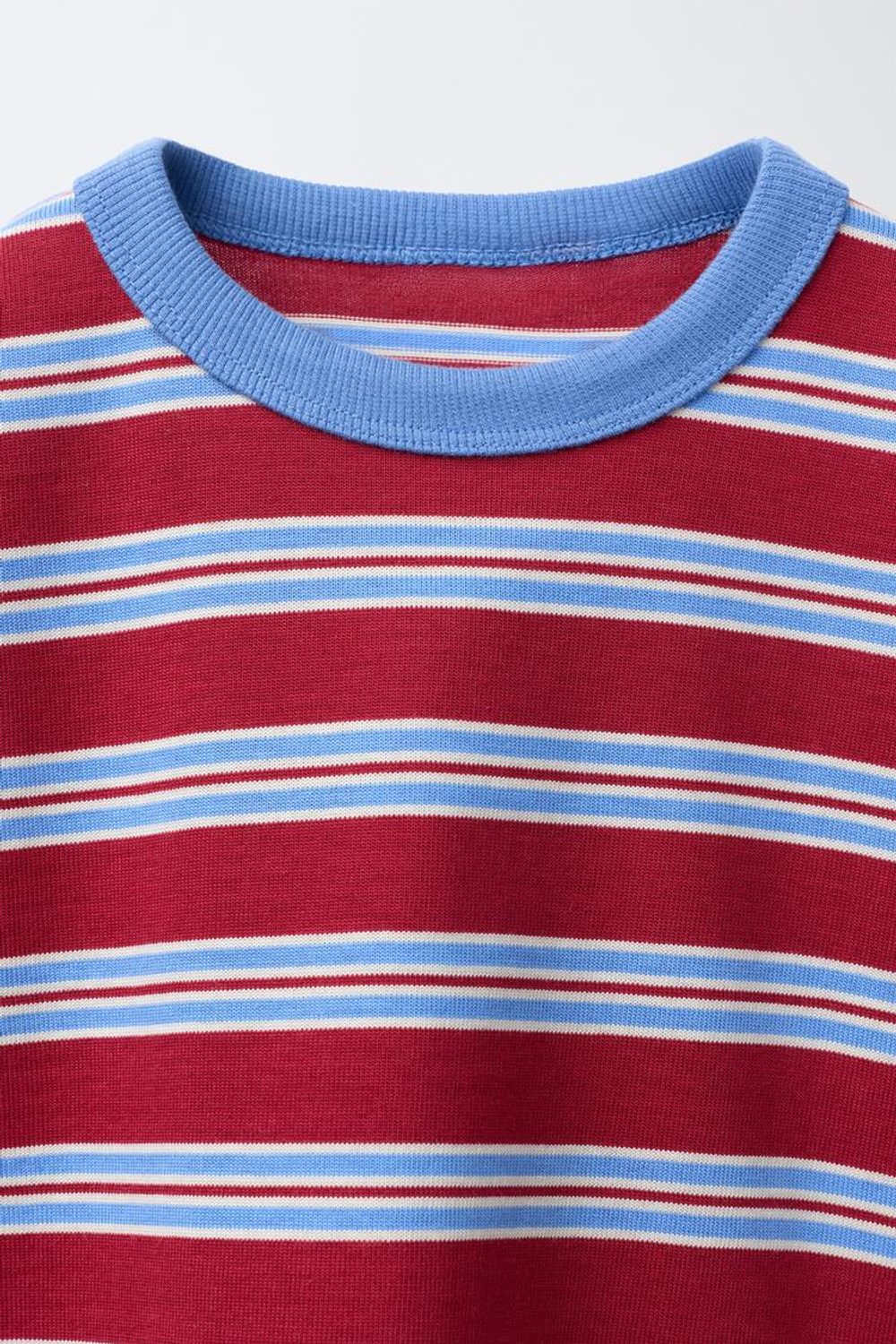 ZARA ФУТБОЛКА В ПОЛОСКУ С ВЫШИВКОЙ, КРАСНЫЙ/БЕЛЫЙ