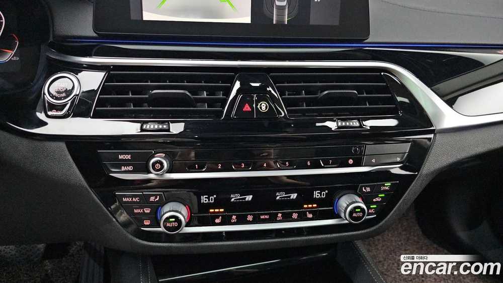 BMW 5 Series (G30) 520i Luxury (12.2019)