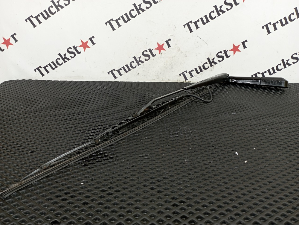 Поводок стеклоочистителя