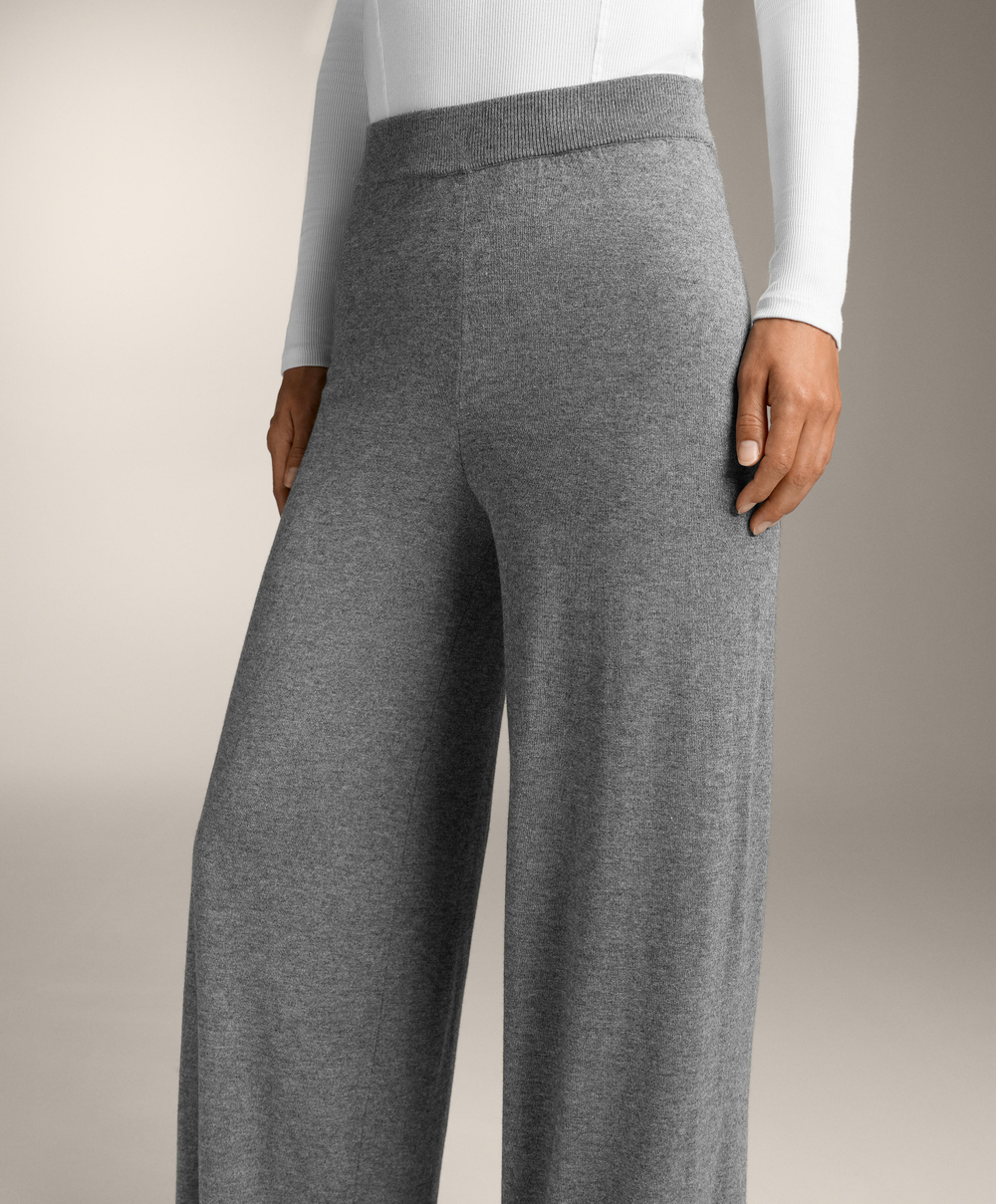 OYSHO Брюки прямого кроя с кашемиром, серый меланж
