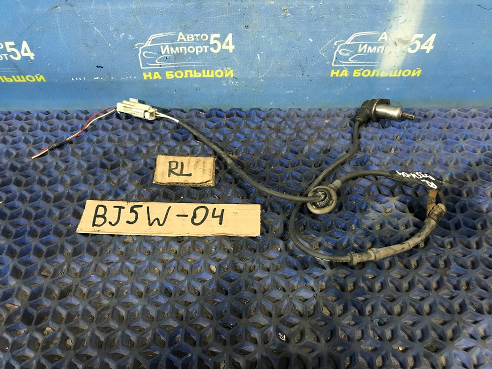 Датчик ABS задний левый MAZDA FAMILIA 1999