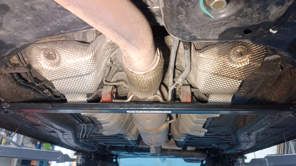 Распорка передняя нижняя Omoda S5 (ПОД ЗАКАЗ)