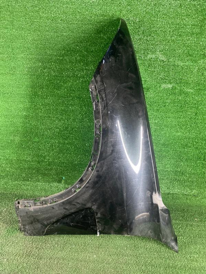 Крыло переднее левое BMW X5M F85 (2014-2018)