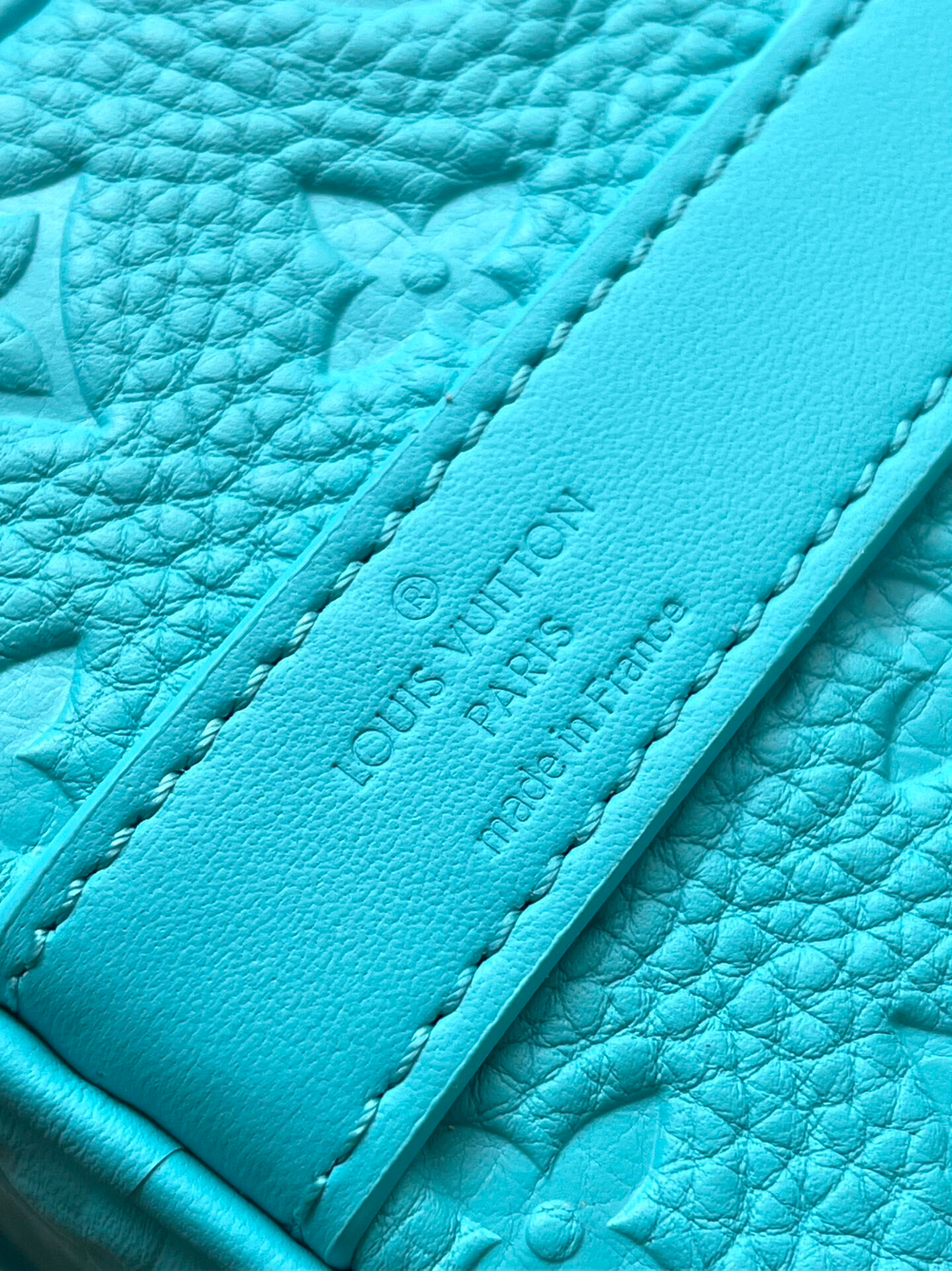 Louis Vuitton Keepall 25