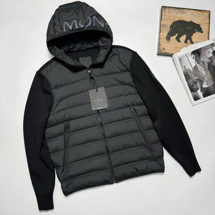 Пуховик Moncler