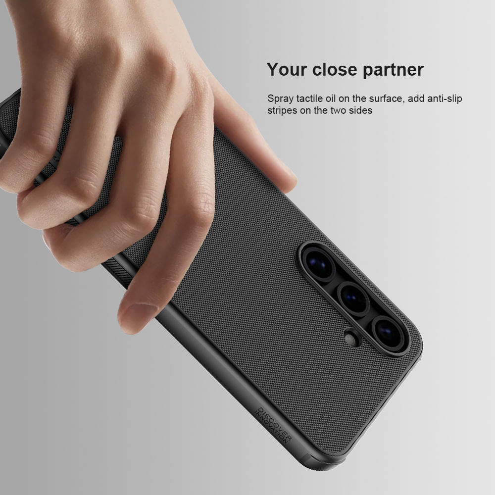 Чехол противоударный от Nillkin c поддержкой зарядки MagSafe для Samsung Galaxy S24 FE, серия Super Frosted Shield Pro Magnetic Case