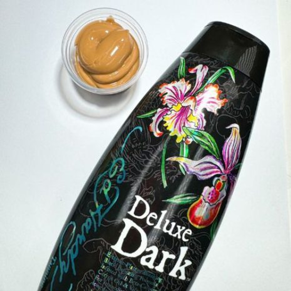 DELUXE DARK™