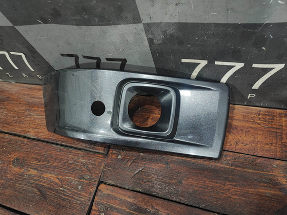 Накладка переднего бампера правая Tank 300 21-нв Б/У Оригинал 2803436XKM01A