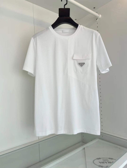 Футболка Prada