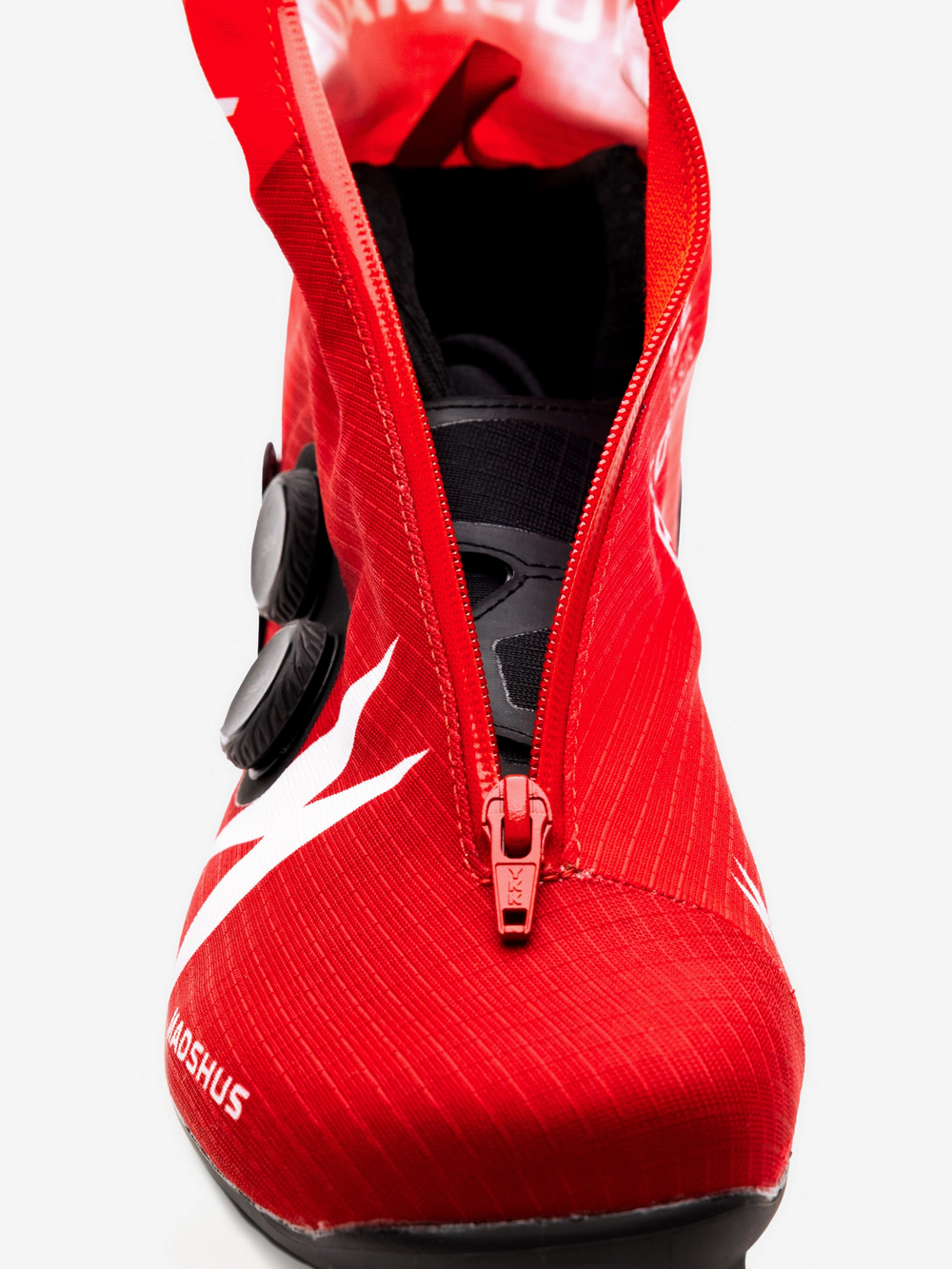 Профессиональные лыжные ботинки Madshus Redline BOA® CLASSIC (2025/2026) для классического хода