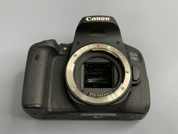 Canon 750D Kit 18-55mm IS STM 27.000 кадров
