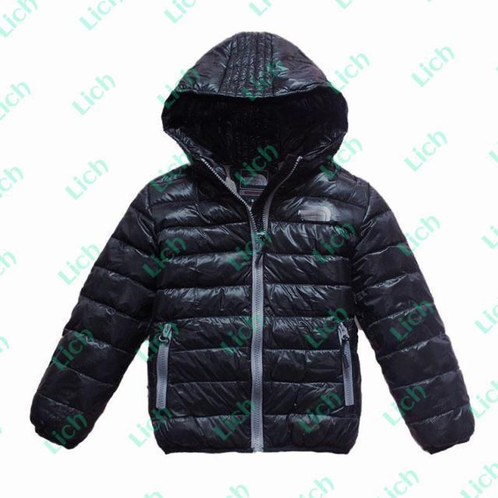 Куртка однотонная стеганая, с капюшоном