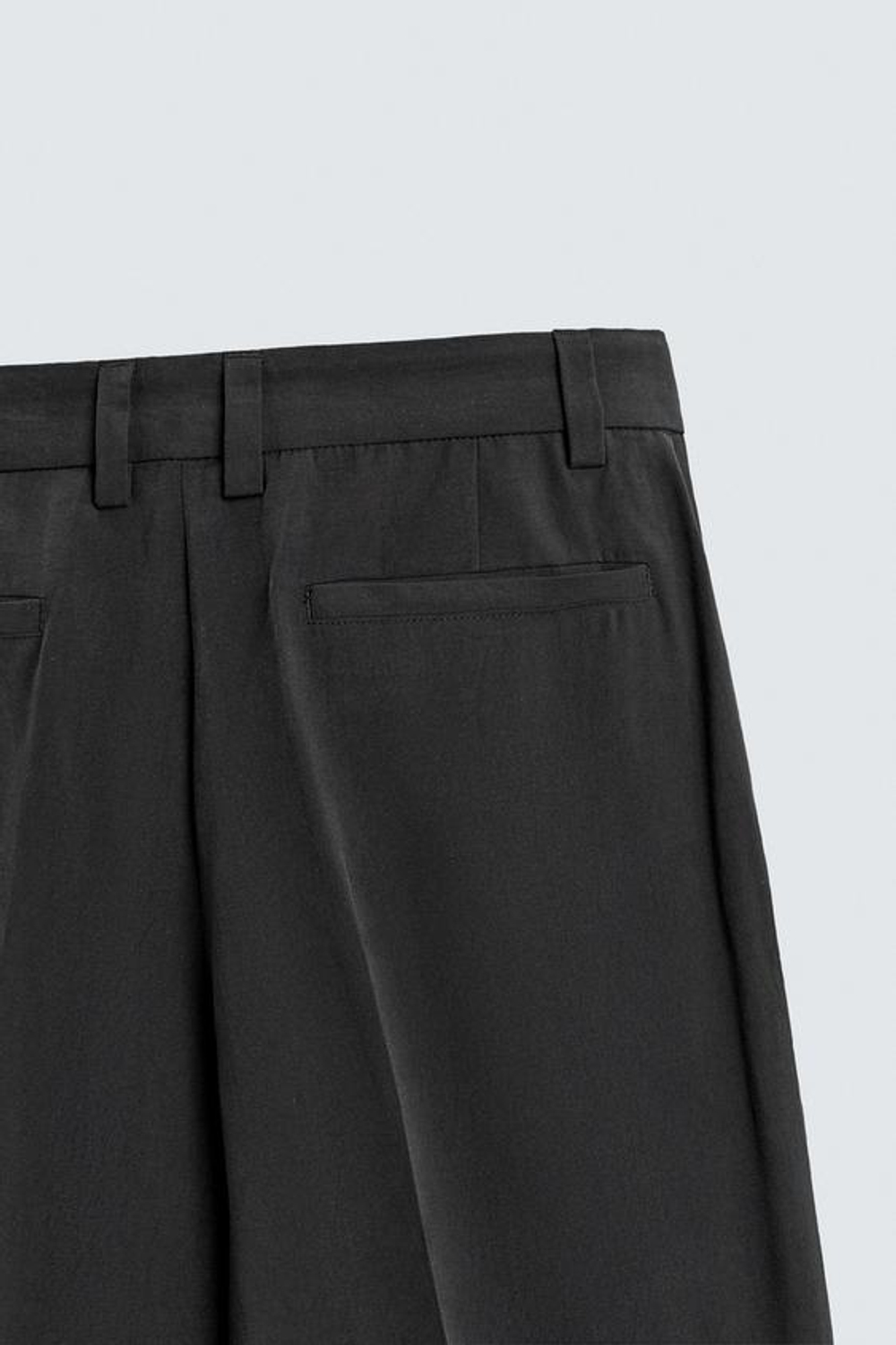 ZARA СТРУЯЩИЕСЯ БРЮКИ RELAXED FIT, ЧЕРНЫЙ
