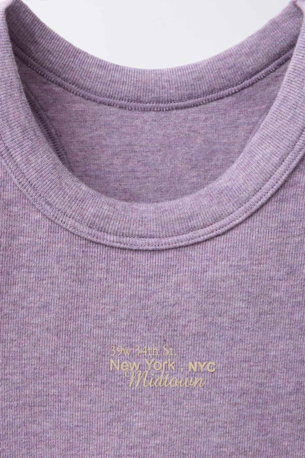 ZARA УКОРОЧЕННЫЙ БЕСШОВНЫЙ ТОП, ЦВЕТ МАЛЬВЫ