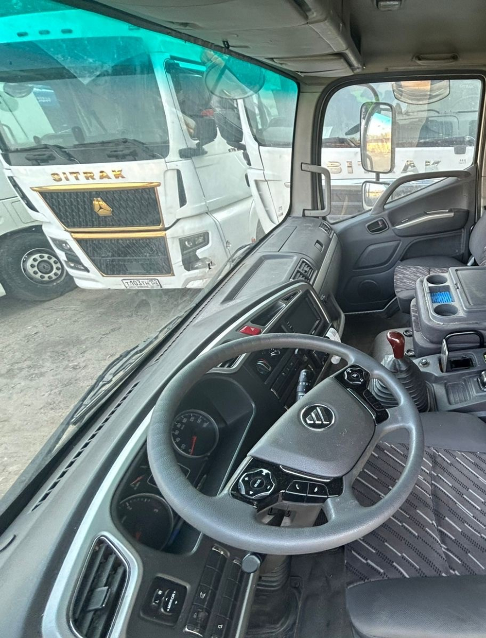 Foton AUMAN 4x2 Бортовой (Евроборт) 1794N0 (Евроборт, Дизельный, 6.7 л, 261 л.с. МТ)