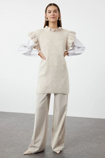 Бежевый трикотажный свитер с оборками TCTAW25UV00000