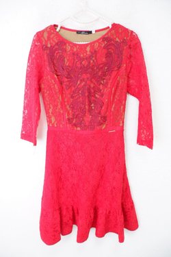 Платье AScool с кружевом  44 размер, новое