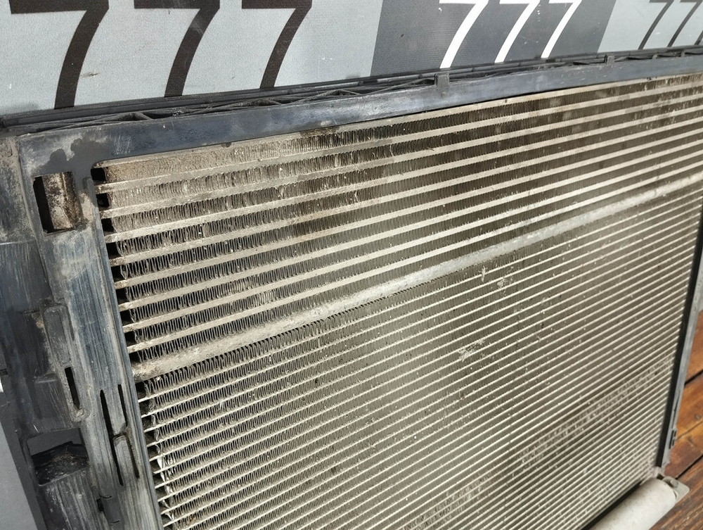 Радиатор кондиционера Mercedes ML GLE (W166), GL GLS (X166) 11-18 Б/У Оригинал A0995000002