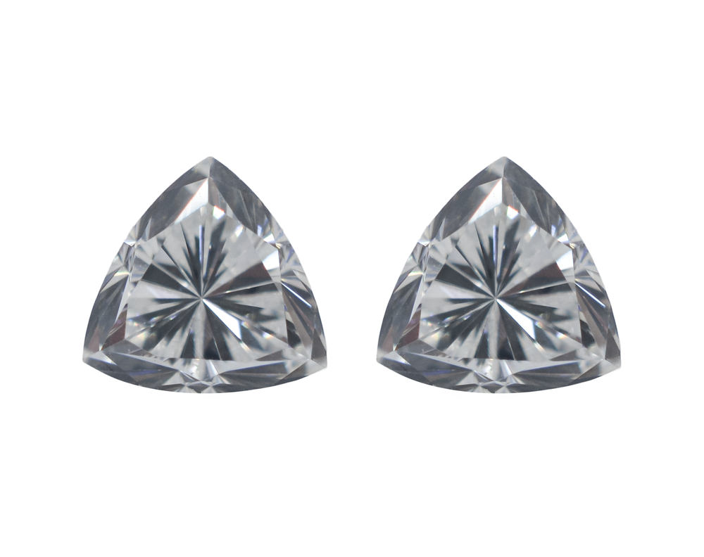 Лабораторно-выращенный бриллиант триллион (пара) 0.974 ct