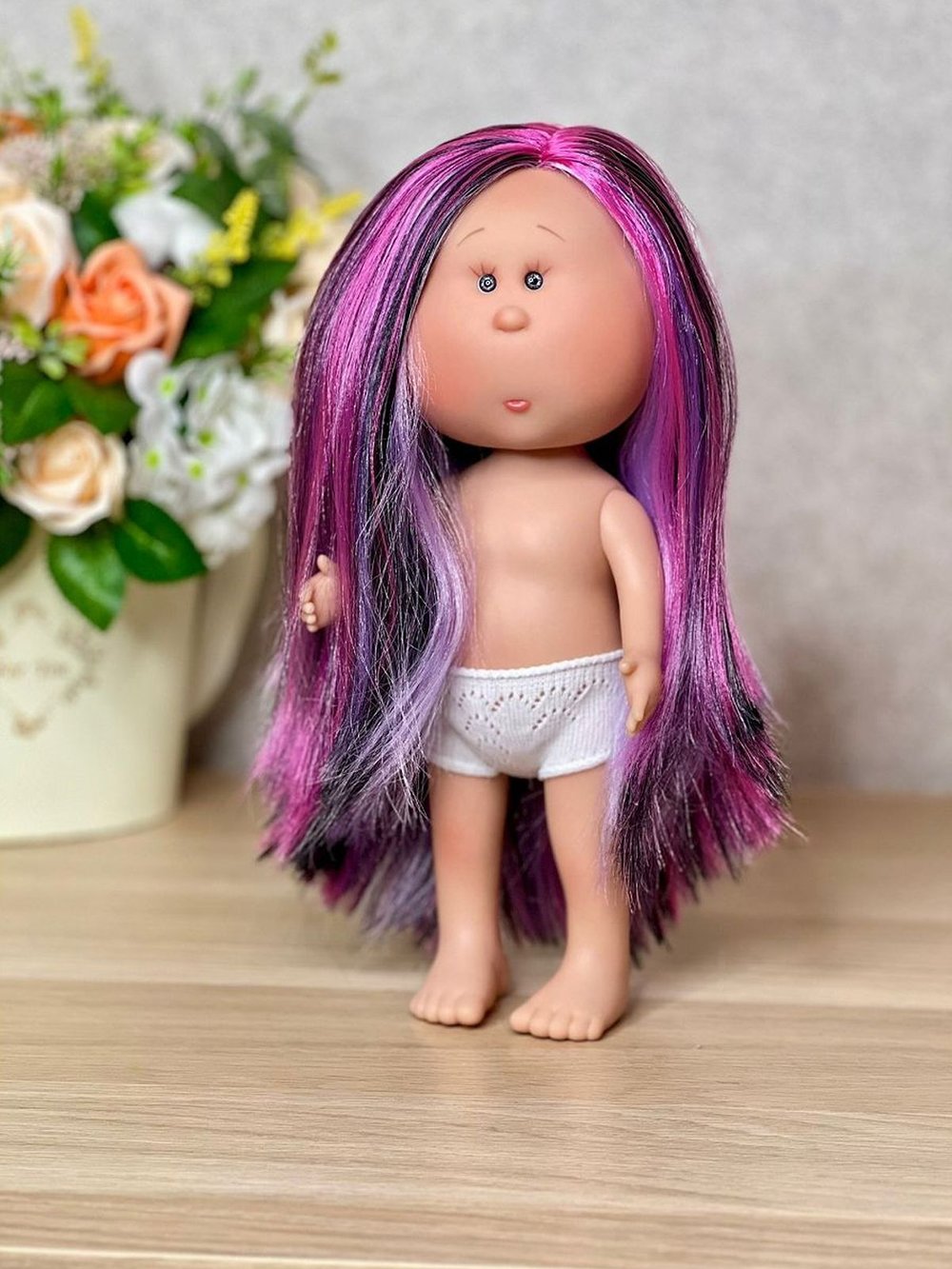 Кукла Nines виниловая 30см MIA без одежды (3000W32A)