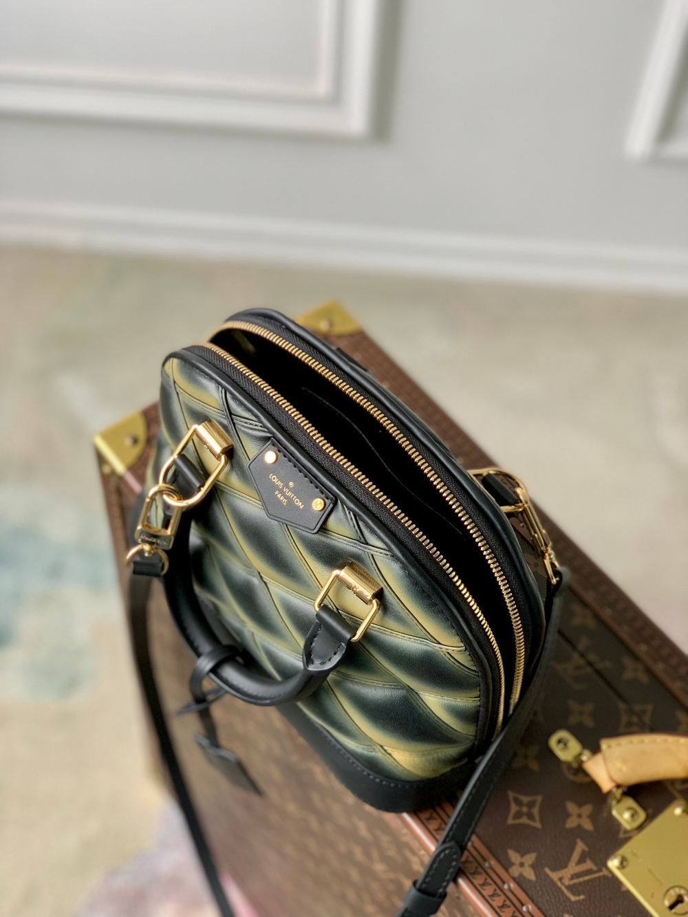Louis Vuitton Alma BB