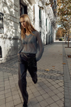 ZARA БРЮКИ ПРЯМОГО КРОЯ ИЗ ИСКУССТВЕННОЙ КОЖИ, КОРИЧНЕВЫЙ