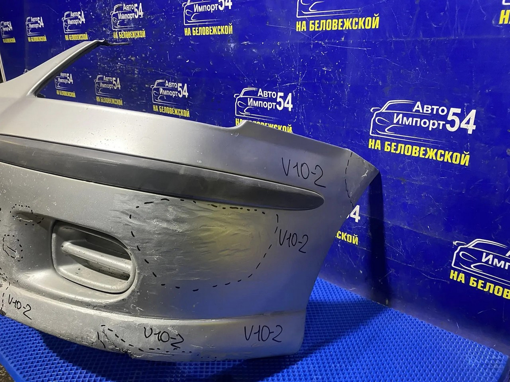 Бампер передний NISSAN TINO 2001