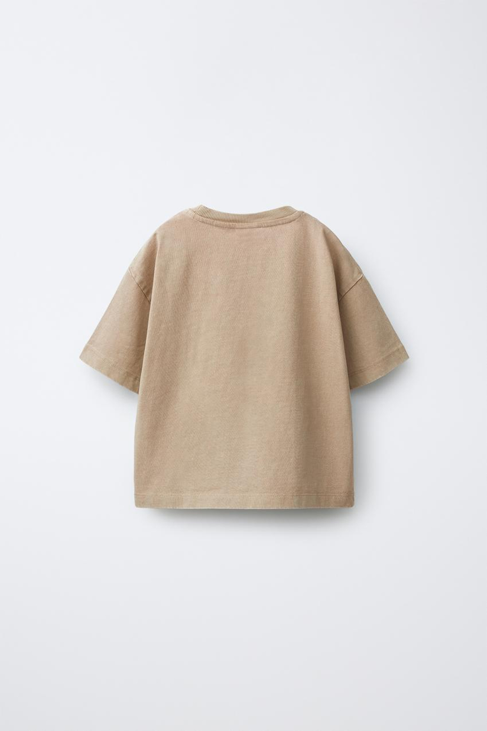 ZARA ФУТБОЛКА С КАРМАНОМ, СВЕТЛО-КОРИЧНЕВЫЙ