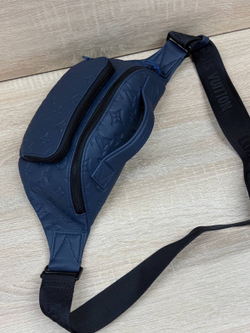 Нагрудная/поясная сумка Louis Vuitton