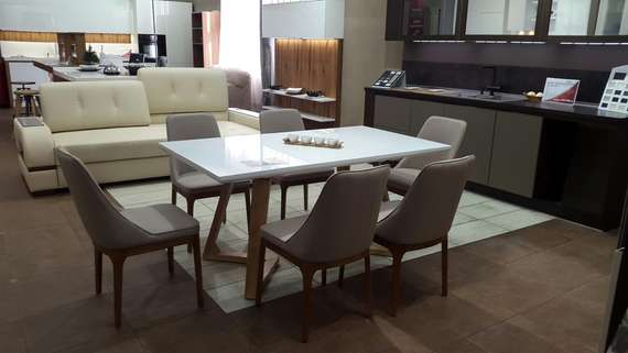 Стул Lind бежевый, ножки бук