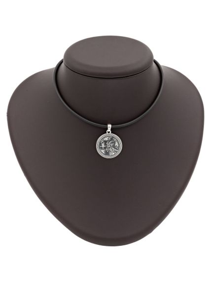 Китайский знак зодиака Коза подвеска из серебра 925 пробы, на постаменте