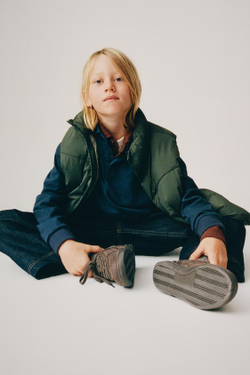 ZARA НЕПРОМОКАЕМЫЙ СТЕГАНЫЙ ЖИЛЕТ, ЗЕЛЕНЫЙ