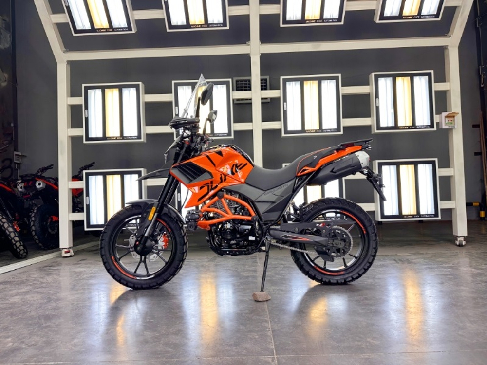 Мотоцикл Regulmoto DUKE