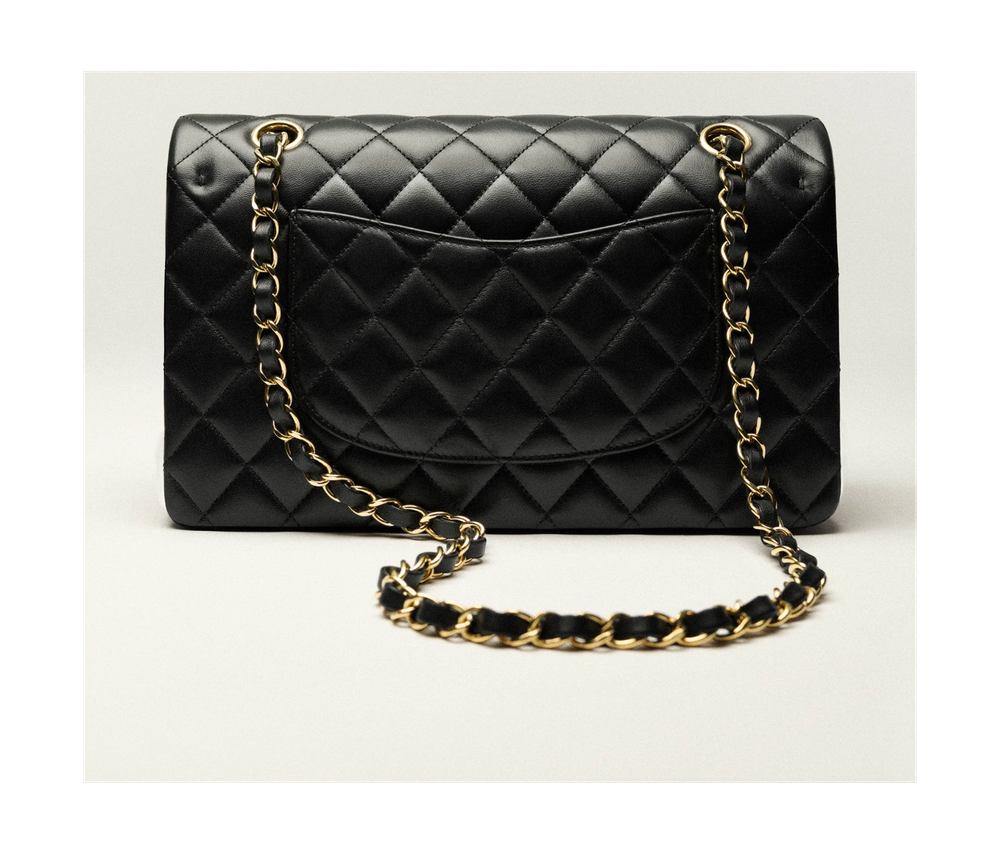 Сумка CHANEL Classic 11.12 из кожи ягнёнка с золотистой фурнитурой,черная