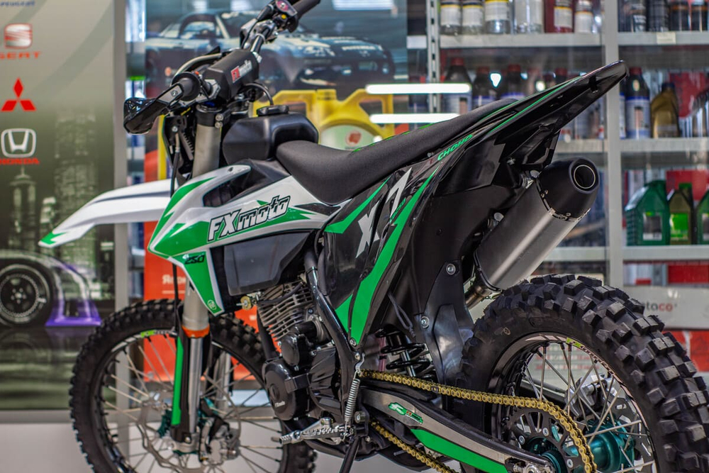 Мотоцикл кроссовый эндуро FXMOTO X7 CB250