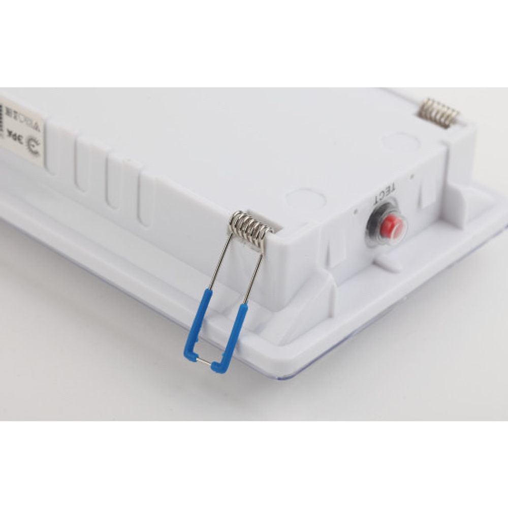 Аварийный светильник DPA-301-1-65 постоянный 40LED 3ч IP65 NiCD ЭРА Б0051843