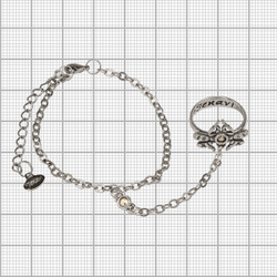 "Барк" кольцо-браслет в серебряном покрытии из коллекции "Кассида" от Jenavi с замком карабин