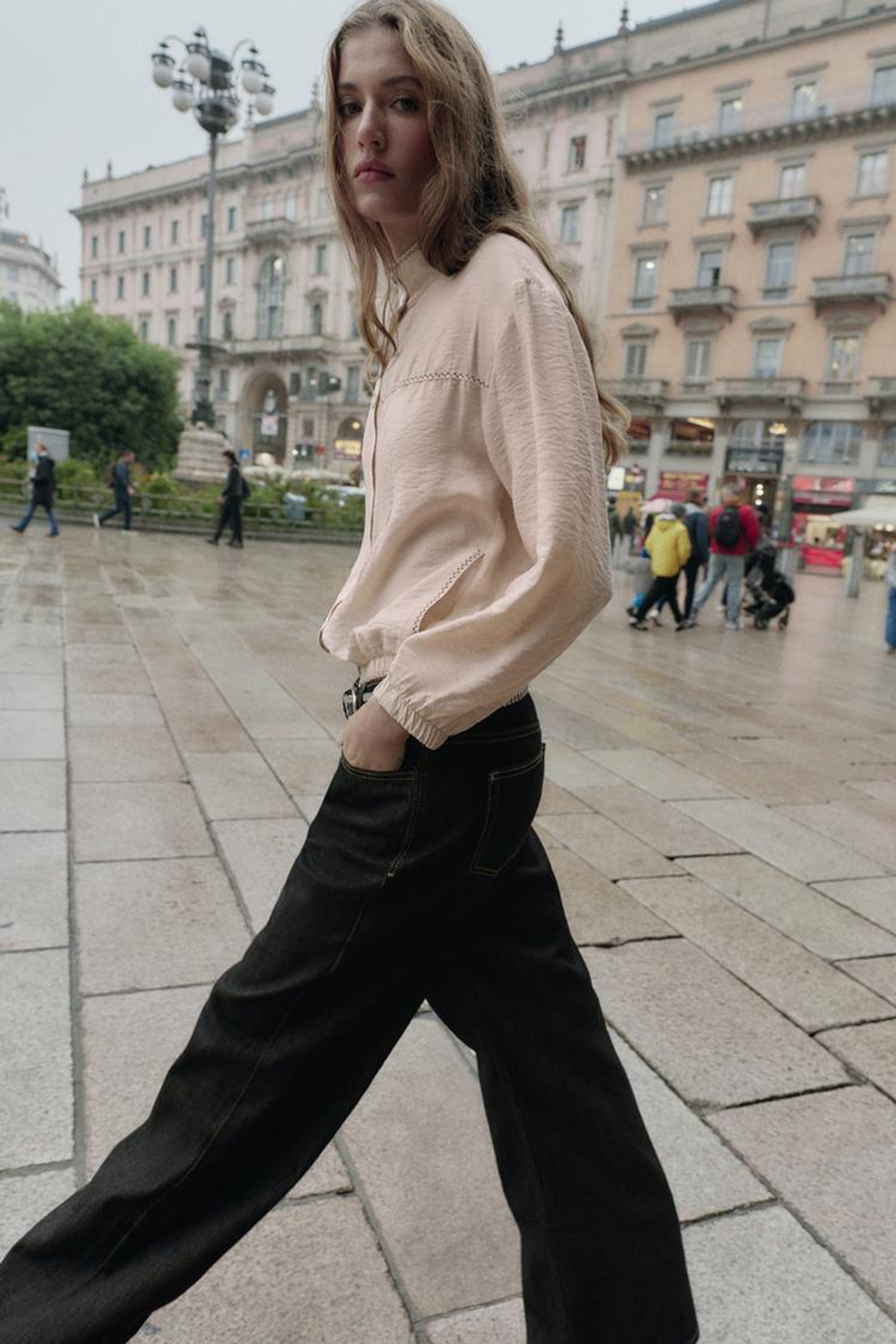 ZARA ТОП-БАЛЛОН С КОНТРАСТНОЙ ОТДЕЛКОЙ, ЭКРЮ