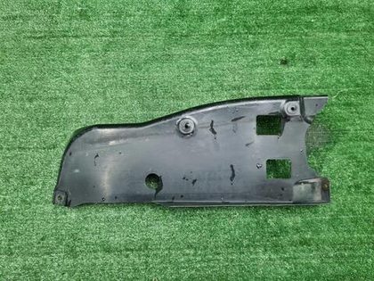 Пыльник заднего бампера Land Cruiser 200 (07-15)