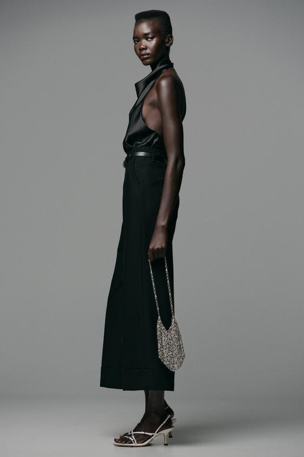 ZARA БРЮКИ С ОТВОРОТАМИ И РЕМНЕМ, ЧЕРНЫЙ