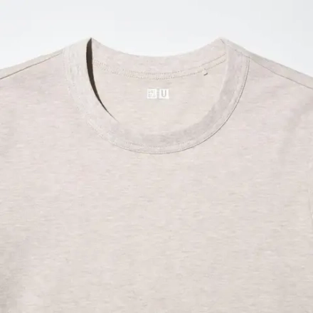 UNIQLO ФУТБОЛКА С КРУГЛЫМ ВЫРЕЗОМ, БЕЖЕВЫЙ