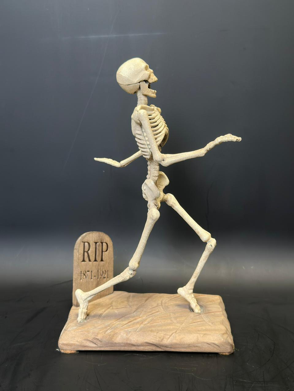 Чугунный скелет